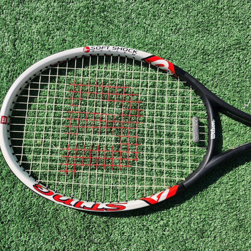 Wilson Sting Graphite Soft Shock System Tennis Racquet 4 3/8" Grip - Picture 2 of 16